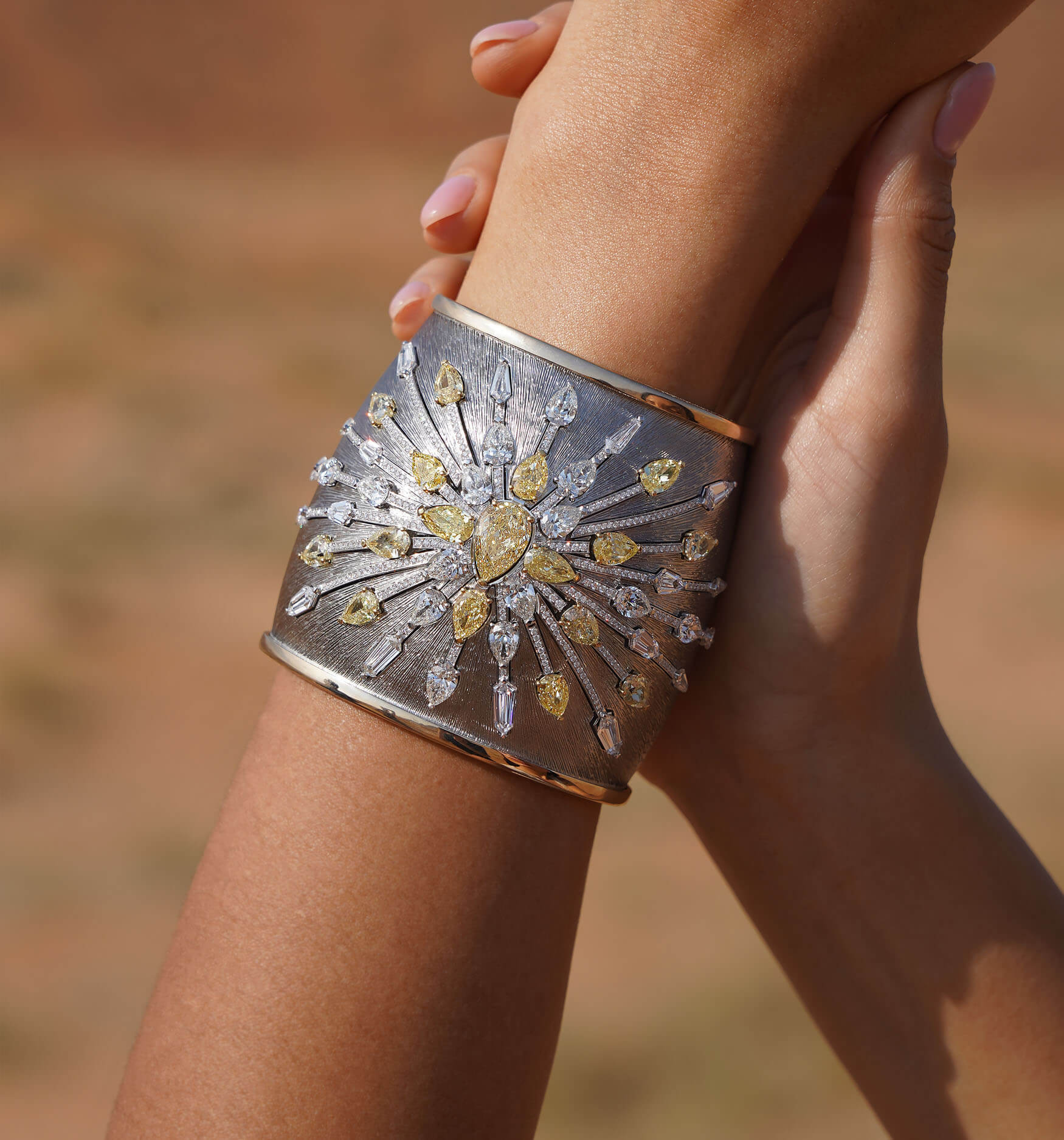 Aliel_Bangle_High_Jewellery