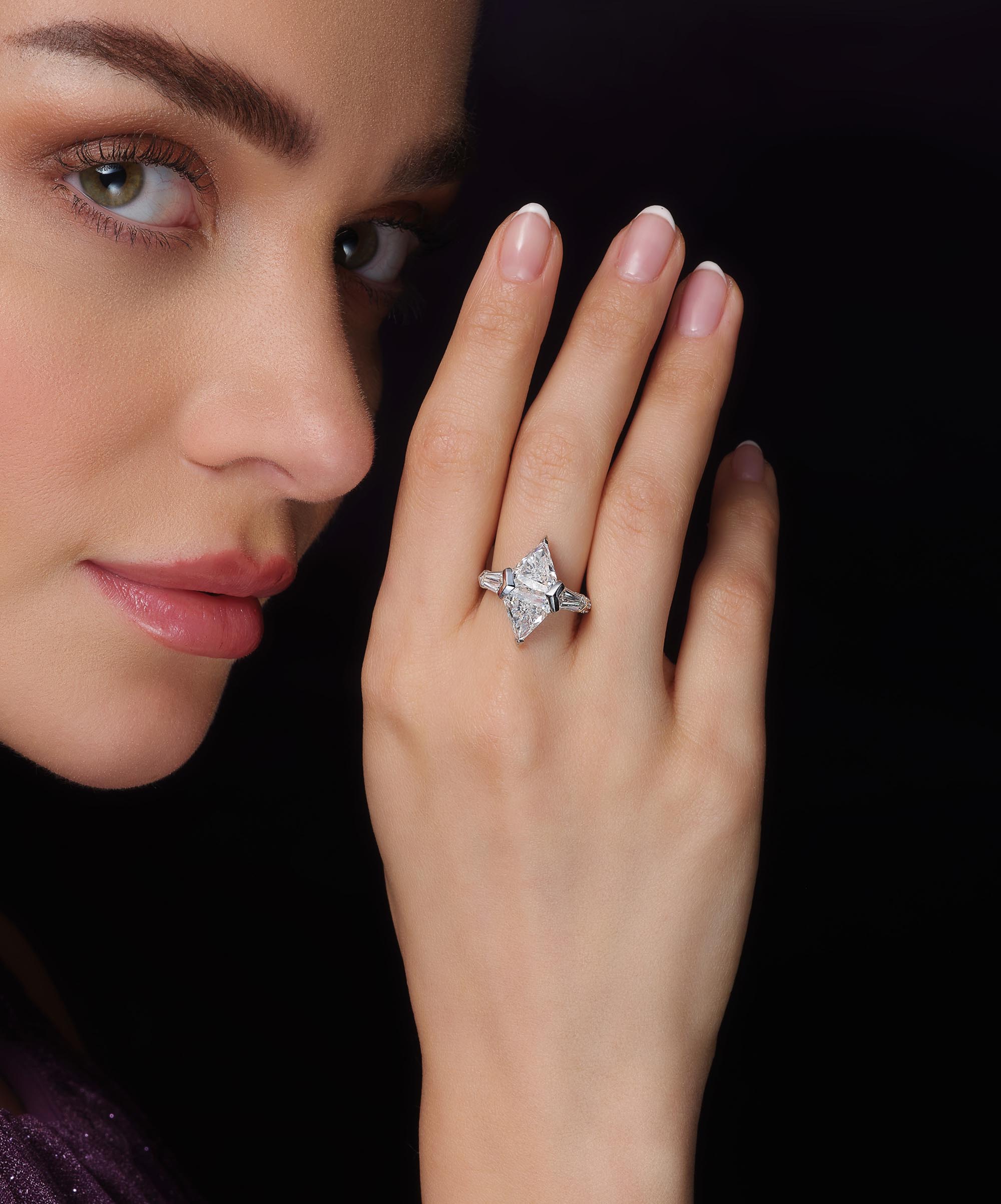 Aliel High Jewellery Triangle Diamond Ring CRN01195