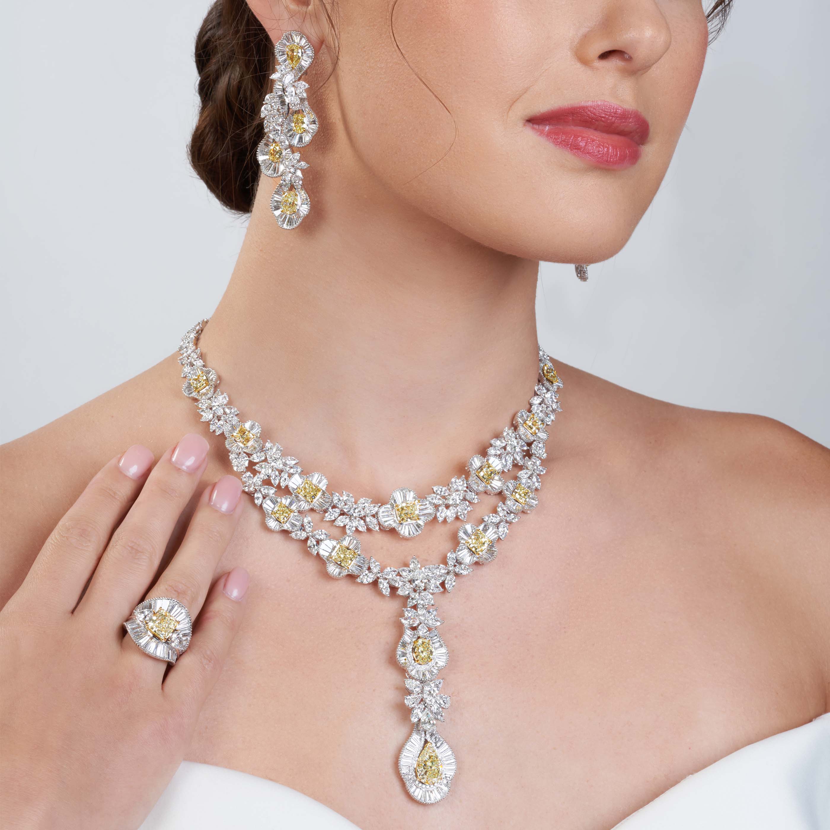 Aliel_Yellow_Diamond_and_Taper_Suite_ DSN01512