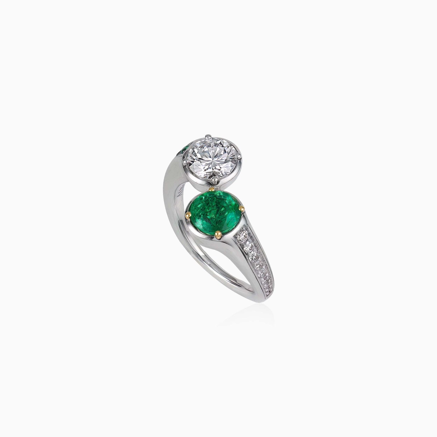 Fine Jewellery Emerald and Diamond Ring ALIEL CRN01469 Image2