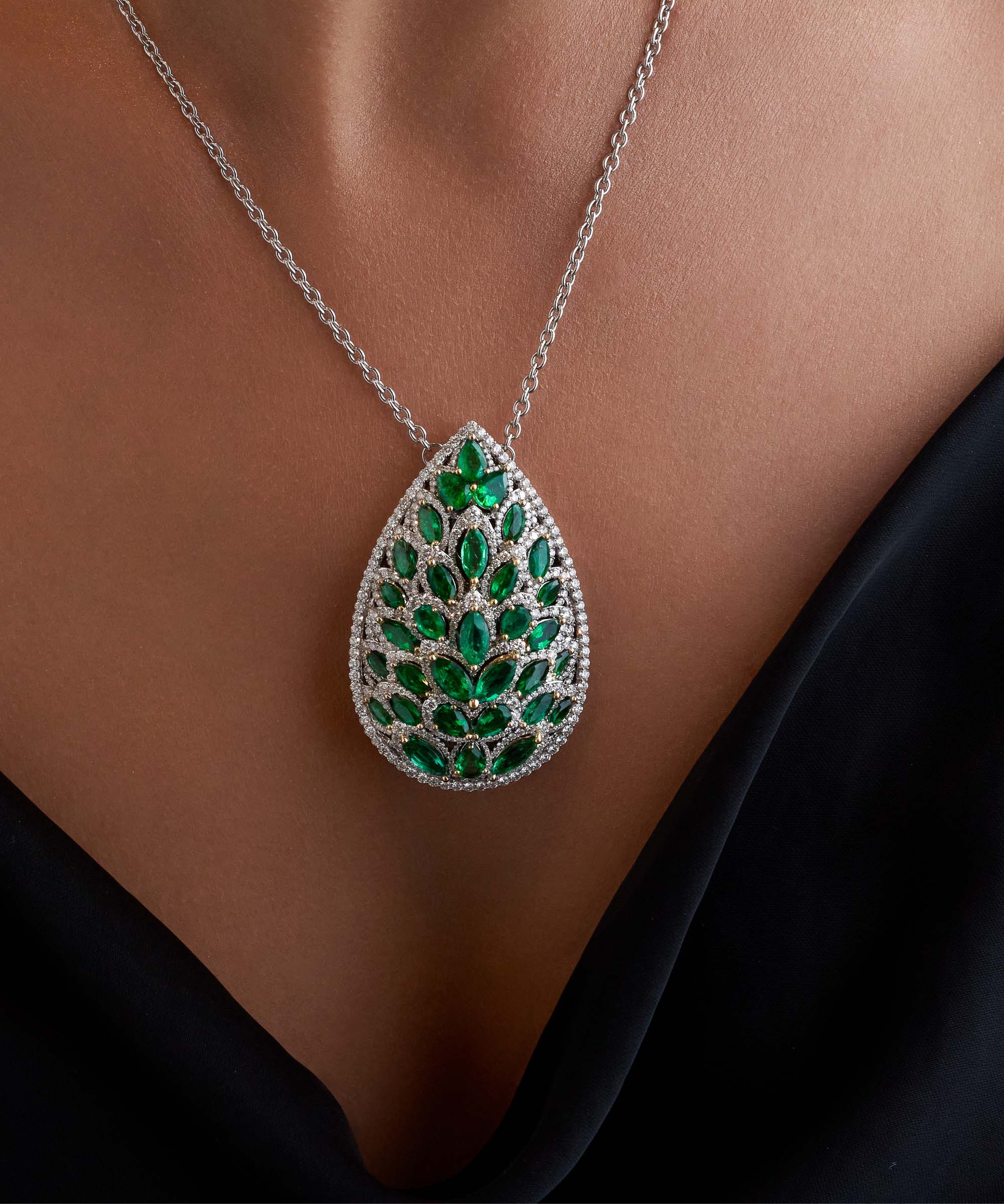 Pendants & Necklaces