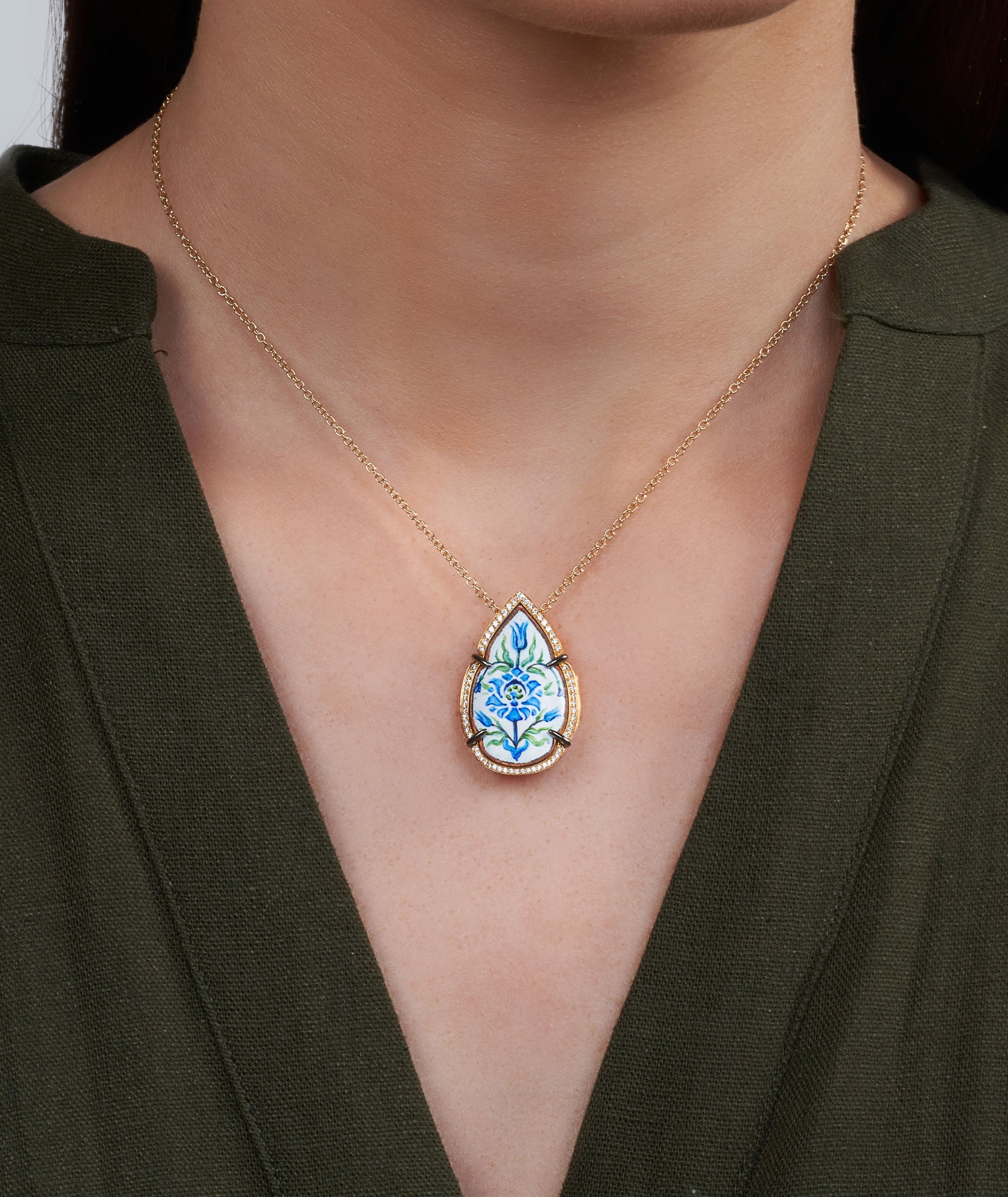 Muse Collection Pendant