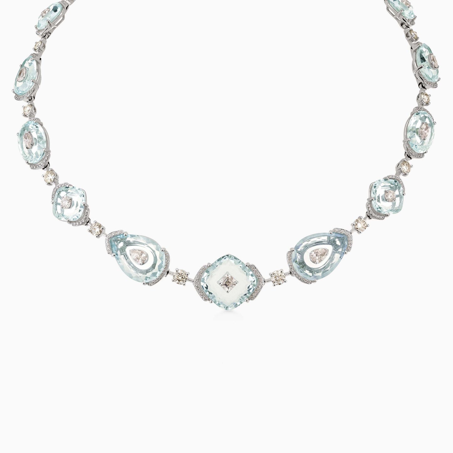 Aquamarine and Diamond Suite - Bridal Suites - ALIEL